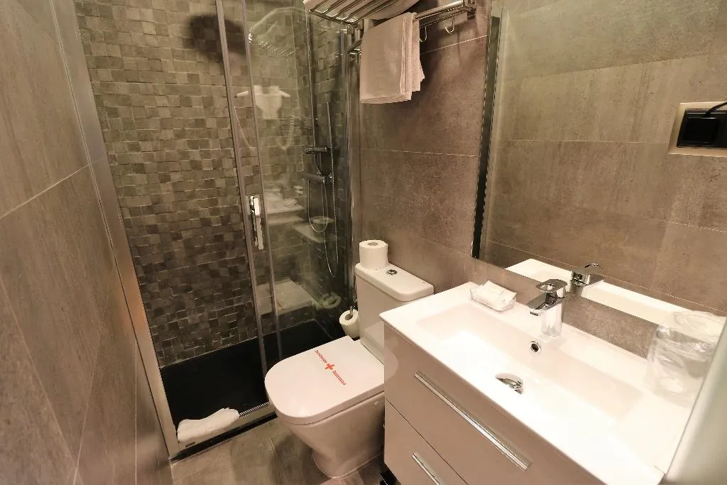 TWIN STANDARD Room, Hostal Hispano-Argentino Gran Via, Madrid