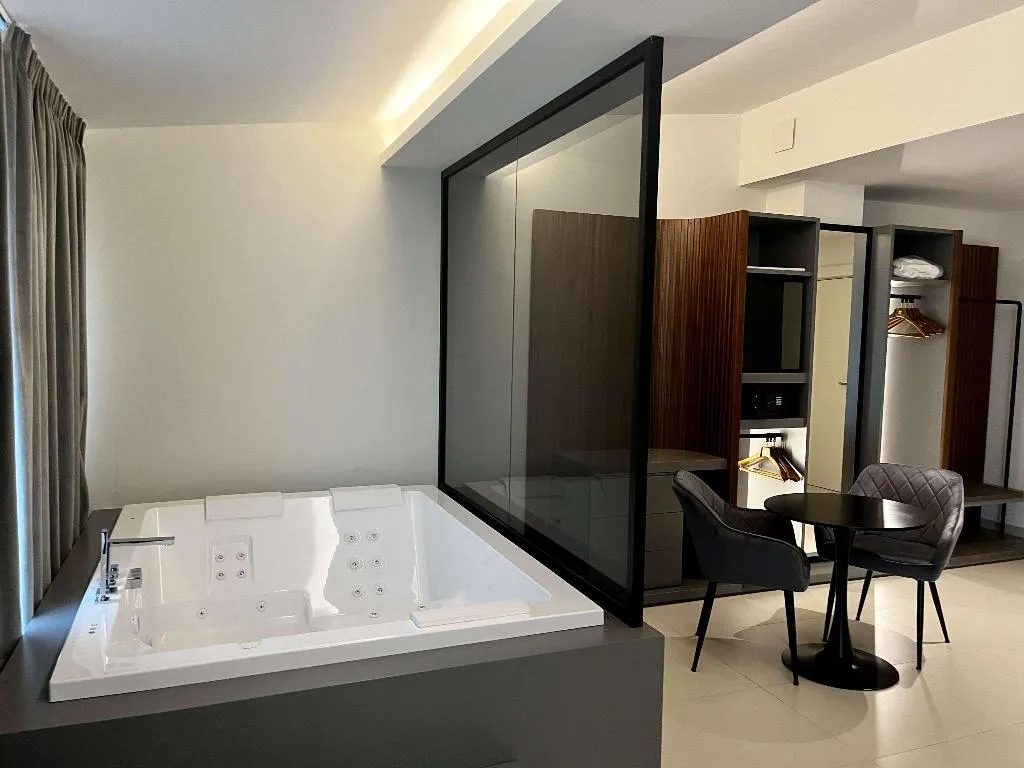SUITE SUPERIOR Room, Best Western Hotel Ferrari, Naples