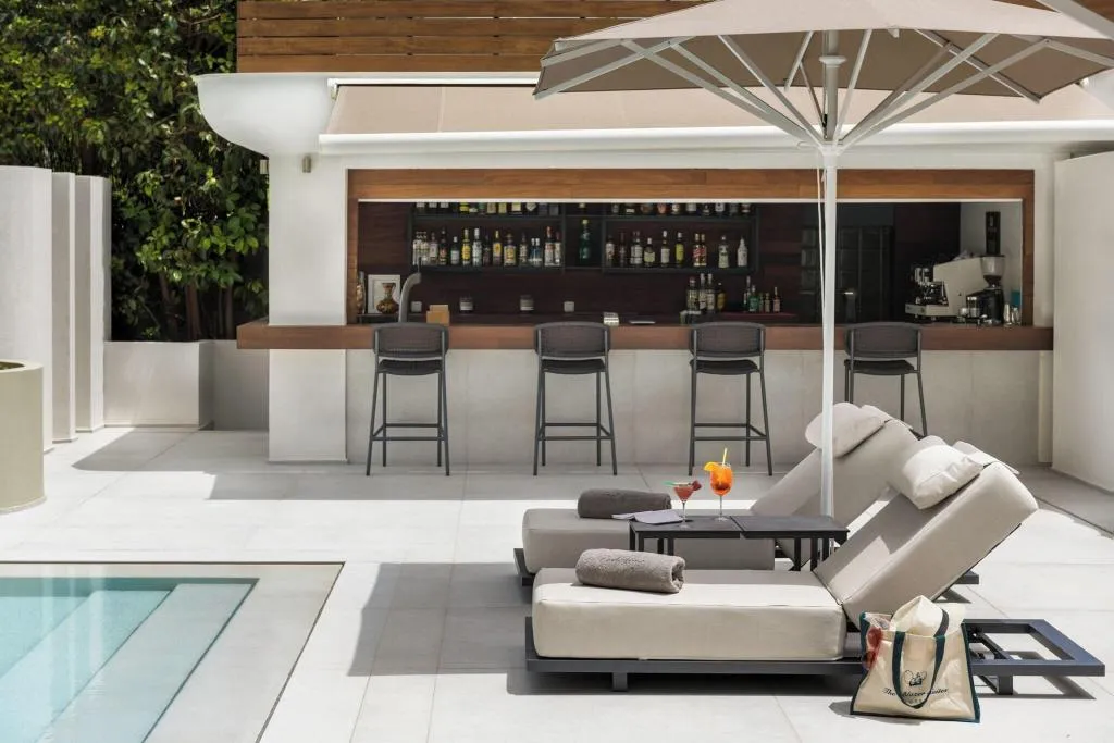 Bar, Blazer Suites Hotel, Athens