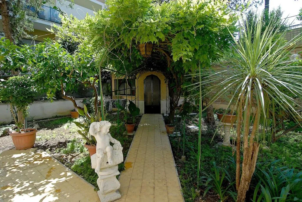 General view, Tiburtina Garden, Rome