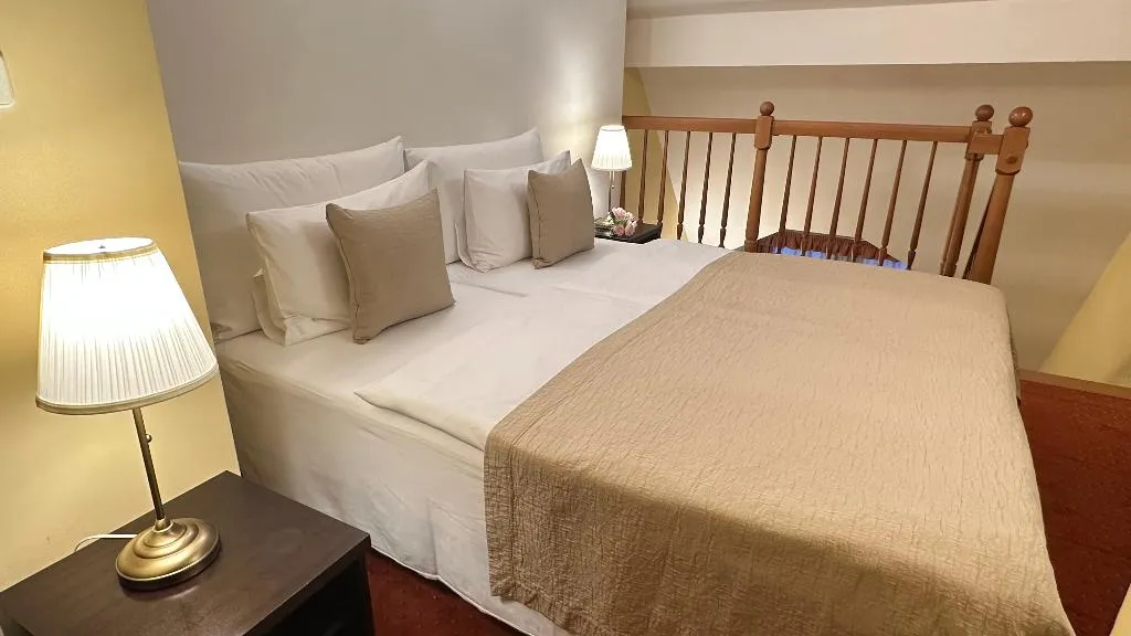 DOUBLE DUPLEX Room, Fleur De Lis Hotel, Prague