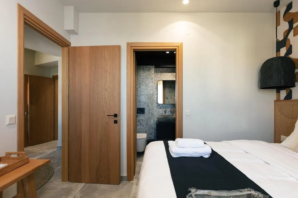 Room, Chapter 02 Gallery Suites, Crete