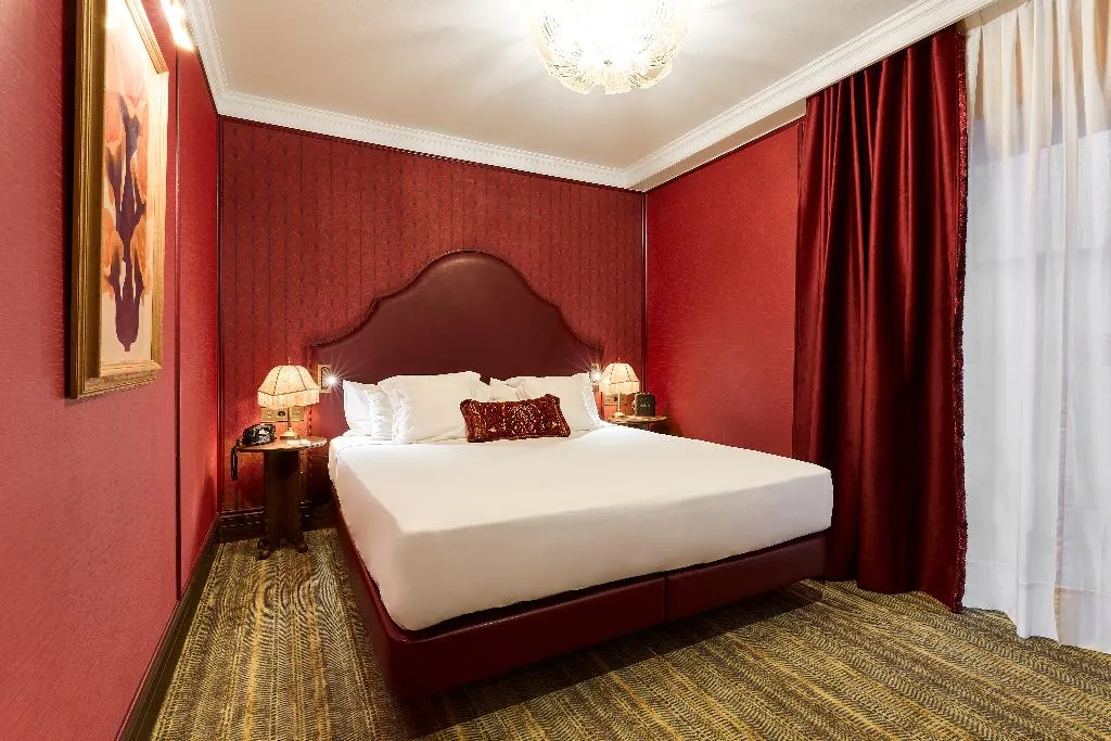 DOUBLE SINGLE USE CLASSIC Room, España Ocean Drive Newly Renovated, Barcelona
