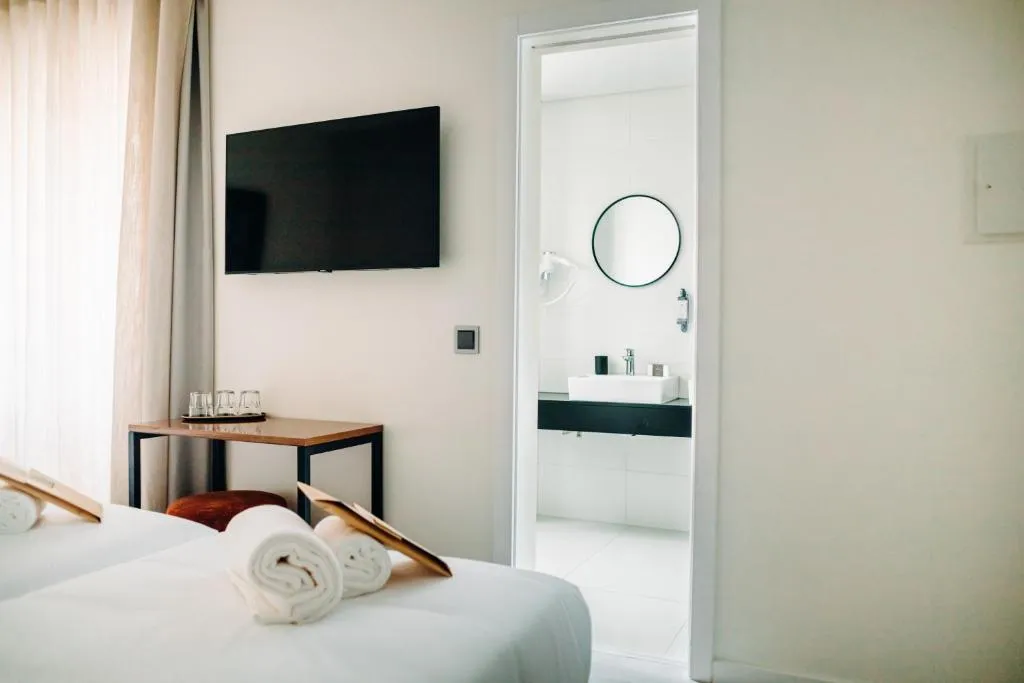 TRIPLE STANDARD Room, Next Level Premium Hotels, Lisbon