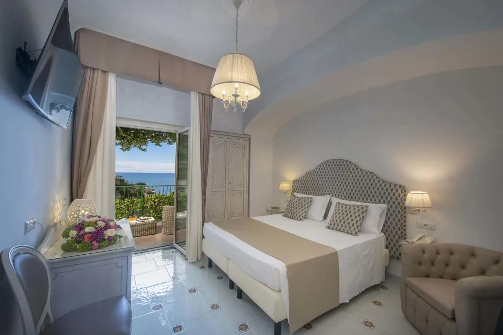 Room, Hotel Pellegrino, Naples