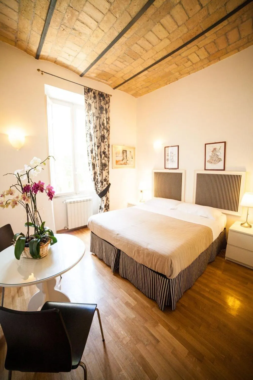 Room, Villa Paganini B&B, Rome