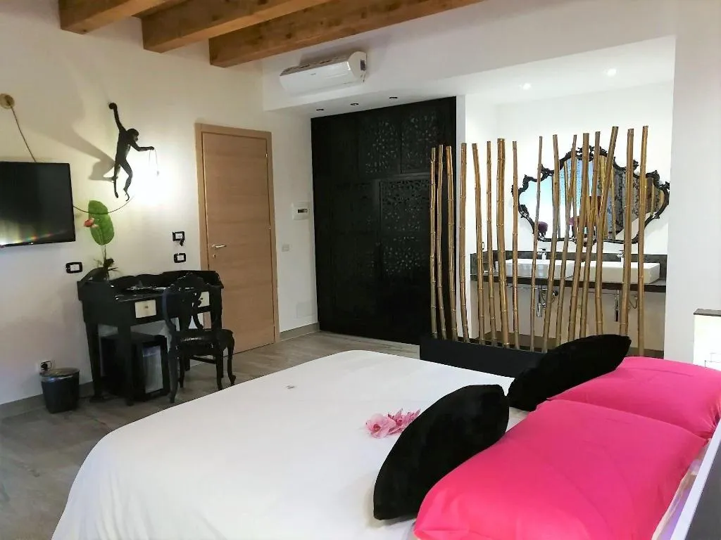 Room, B&B CasaBusari, Palermo