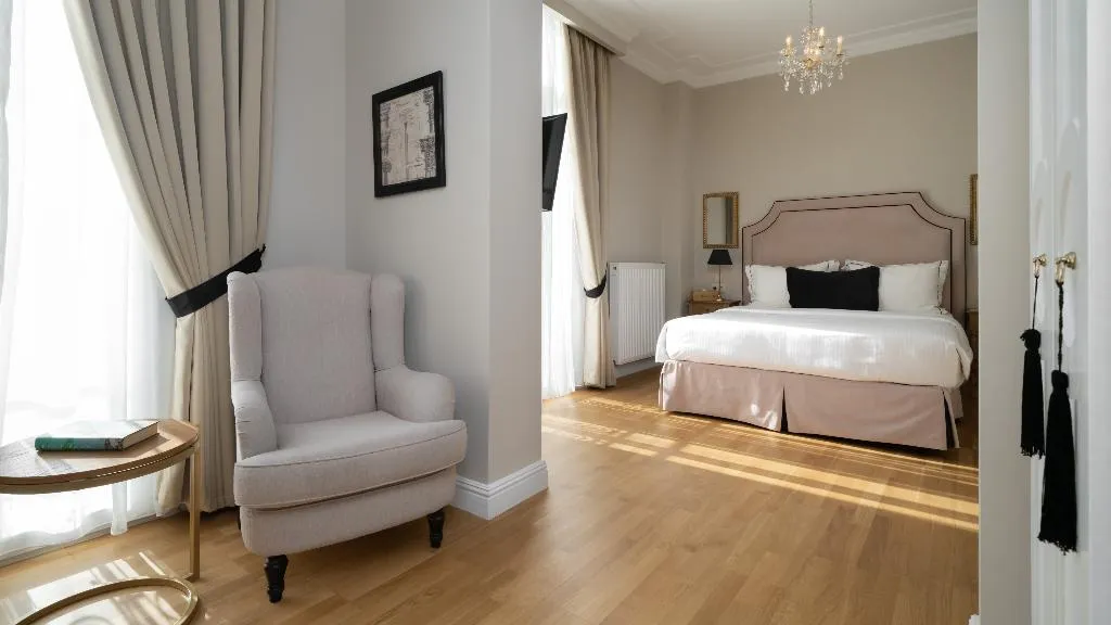 DOUBLE SUPERIOR Room, Ev 11 Athens, Athens
