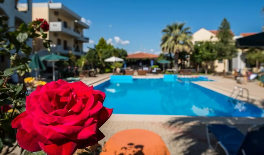 Pool, Nireas Hotel, Crete