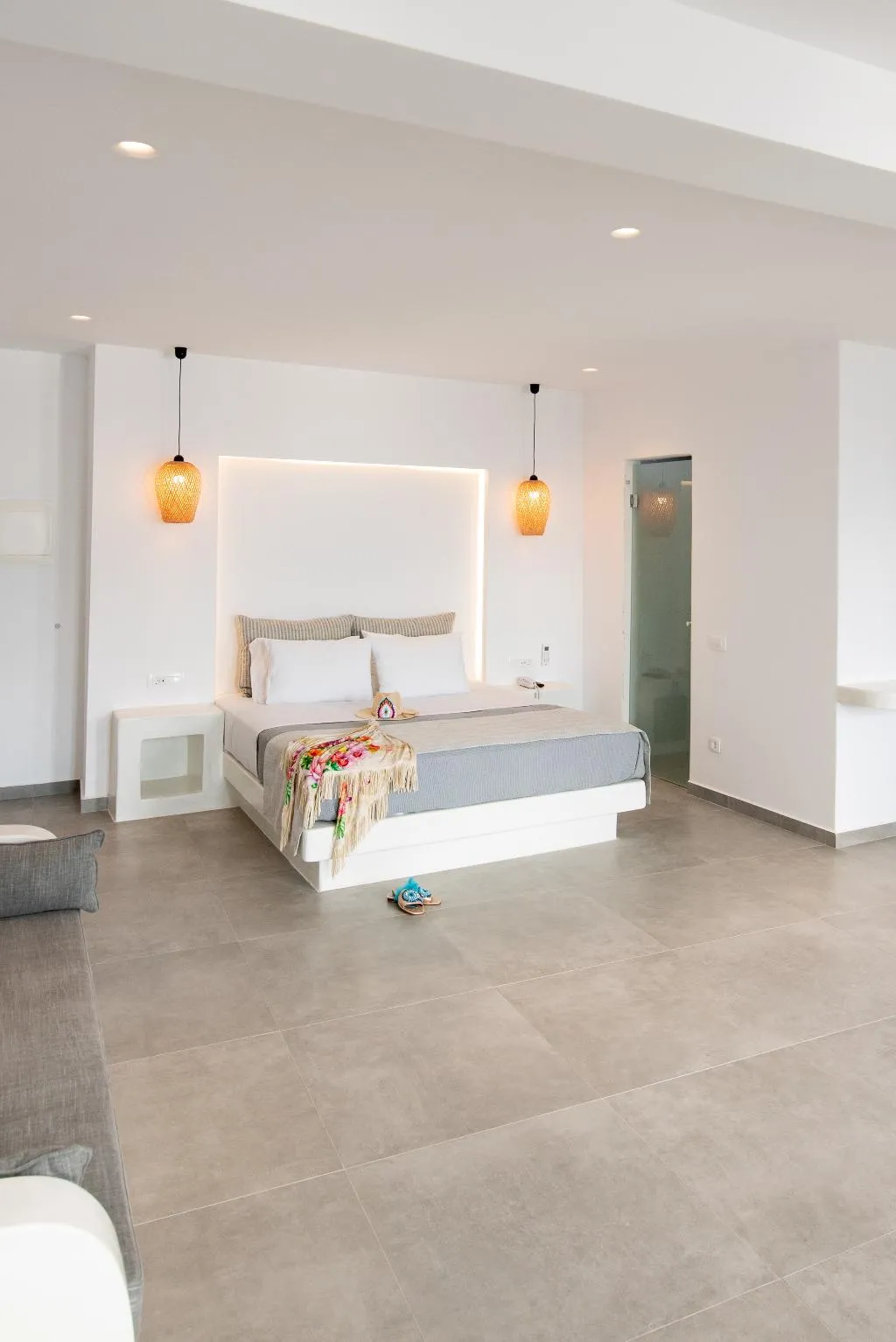 SUITE EXECUTIVE Room, Caldera Cliff Illusion Suites, Santorini