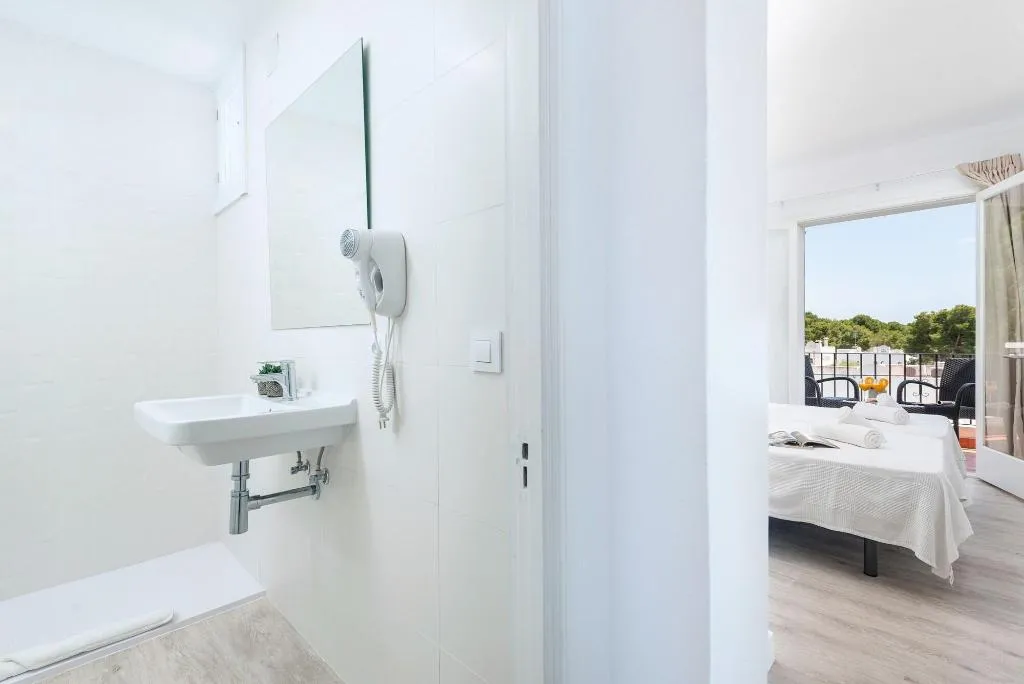 Room, Talamanca, Majorca