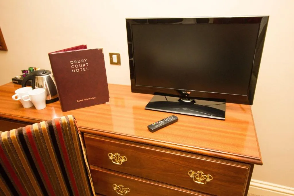 SINGLE STANDARD Room, Drury Court Hotel, Dublin