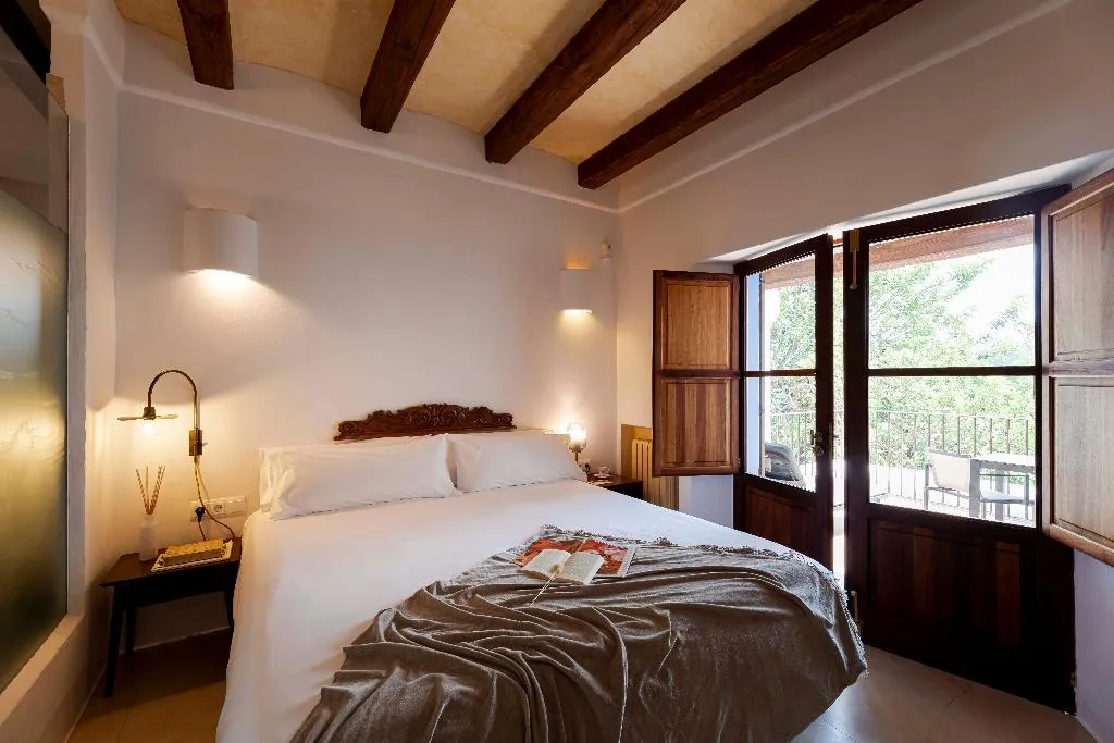 DOUBLE POOL VIEW Room, Ca Na Xica - Hotel & Spa, Ibiza
