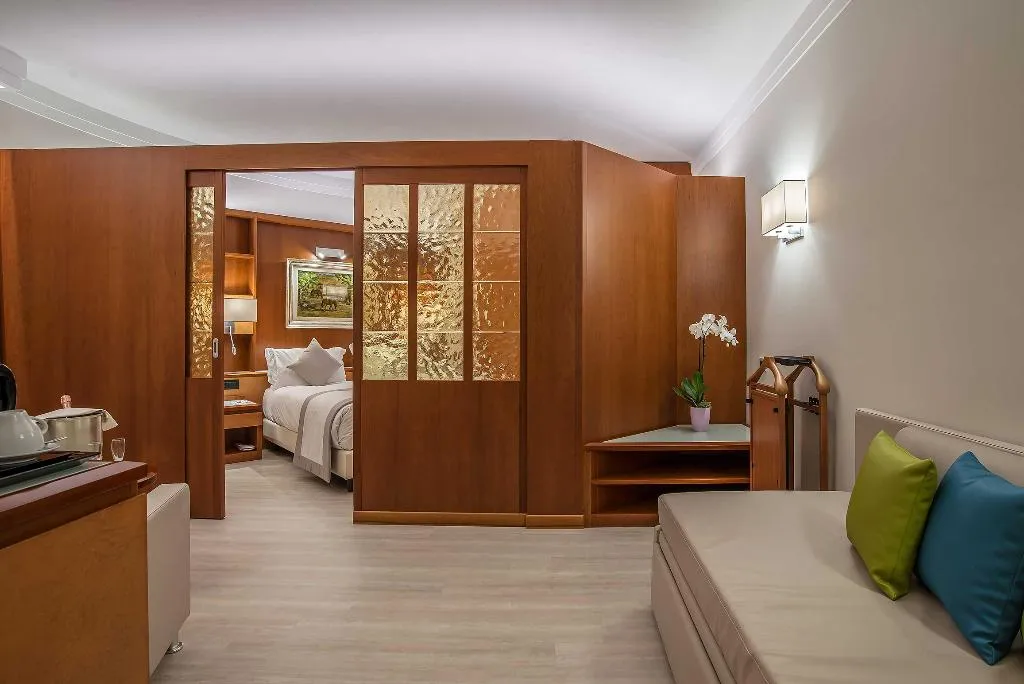 JUNIOR SUITE CAPACITY 2 Room, La Giocca Hotel, Rome