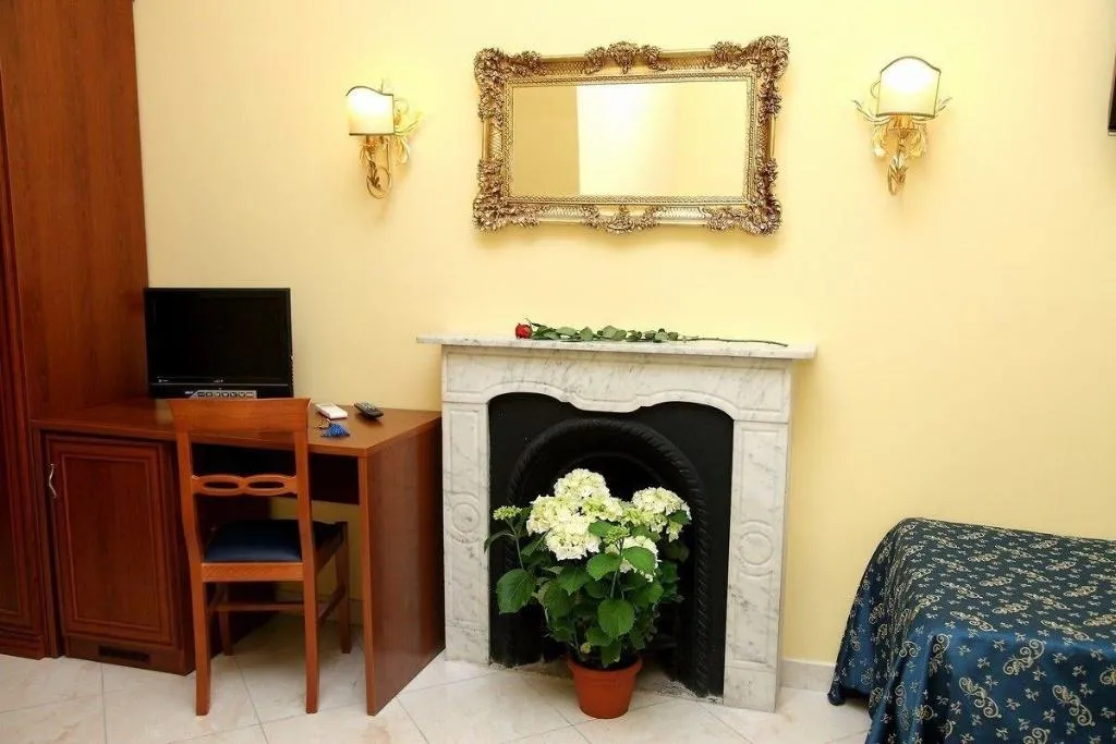 Room, Caroline Suite, Rome