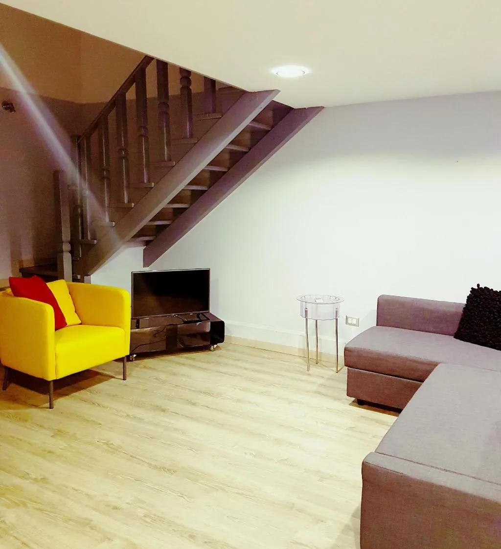 Room, Home&More, Naples
