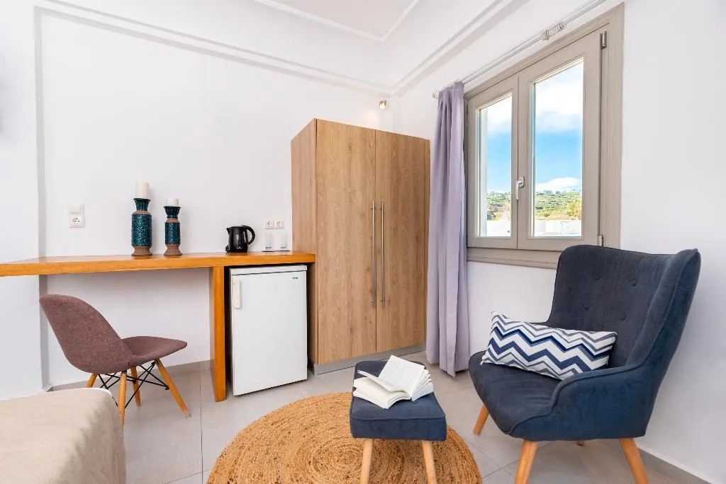 DOUBLE WITH BALCONY Room, Kalisperis, Santorini