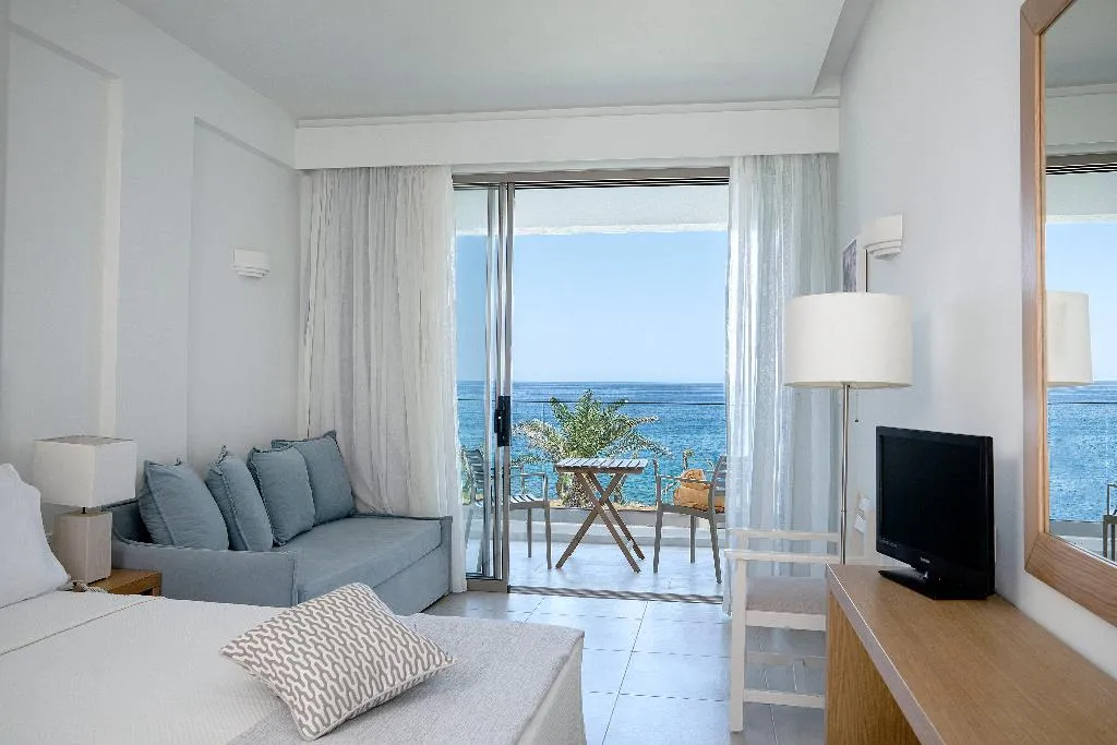 Double or Twin SEA FRONT Room, Maritimo Beach Hotel, Crete