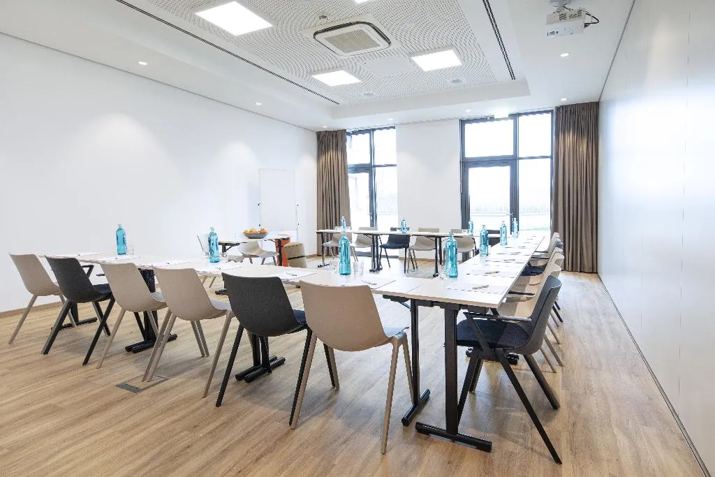 Conferences, LOGINN Hotel Berlin Airport, Berlin