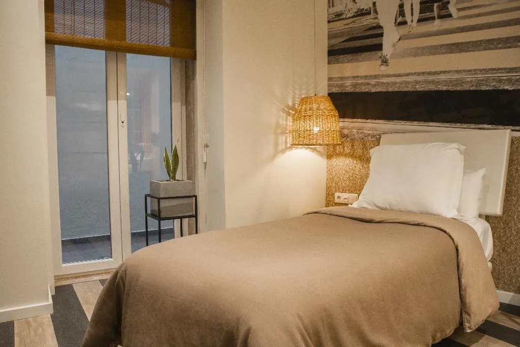 SINGLE STANDARD Room, Room Select Liberdade, Lisbon