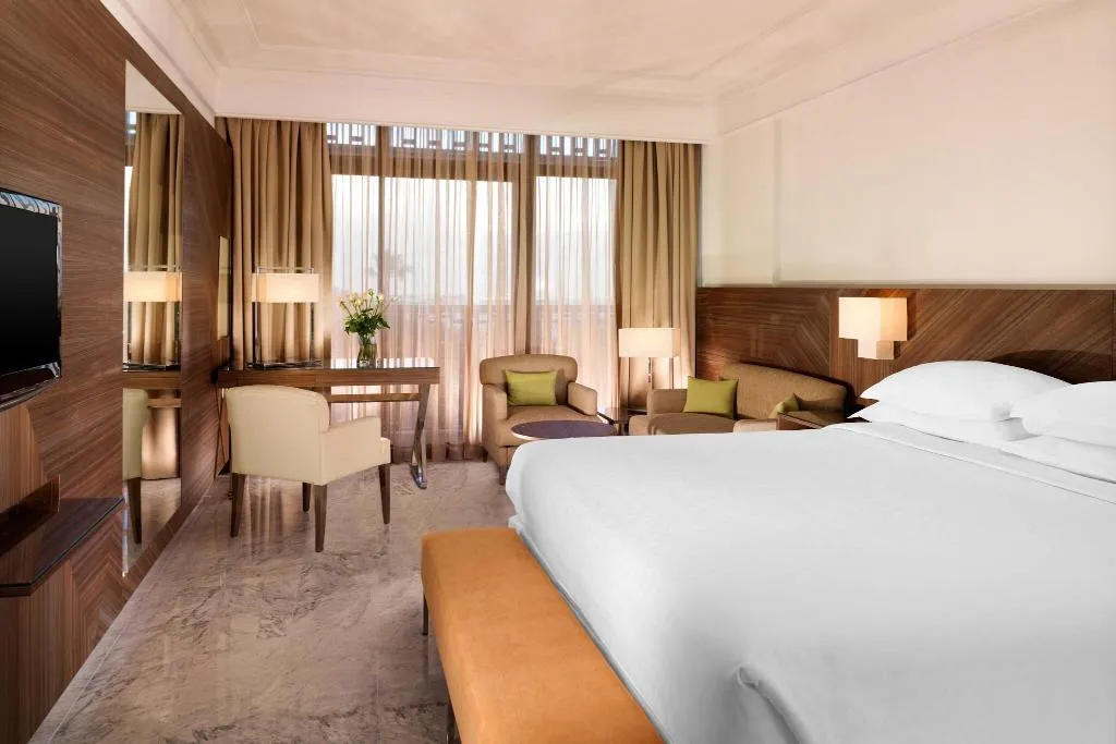 Room, Sheraton Tunis, Tunisia