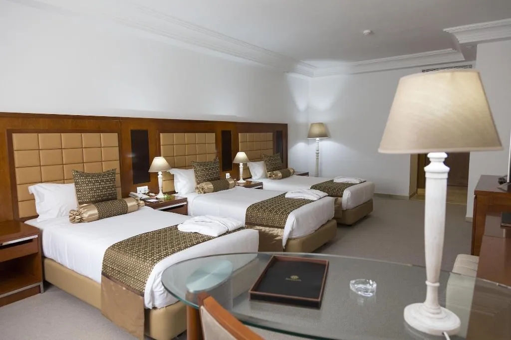 Room, Marigold, Tunisia