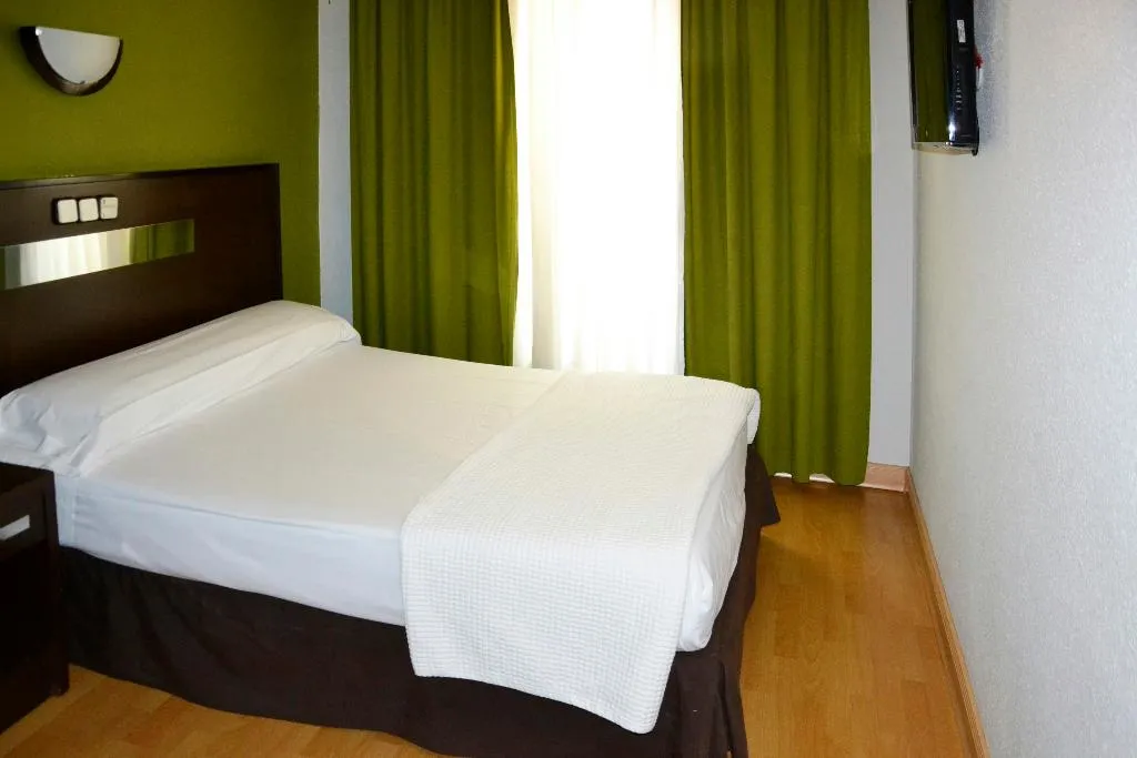 SINGLE STANDARD Room, Sercotel Las Estrellas, Madrid