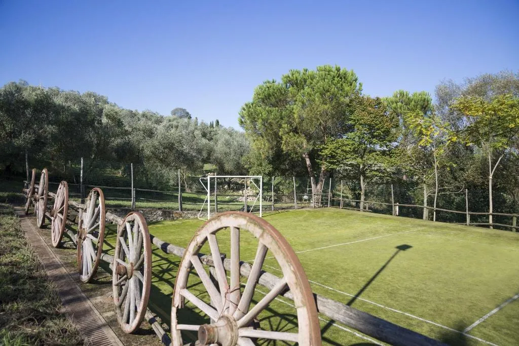 Sports and Entertainment, Fattoria Il Milione, Florence