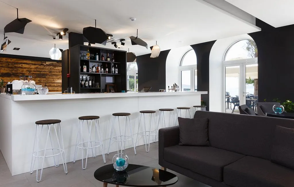 Bar, Stacija, Split