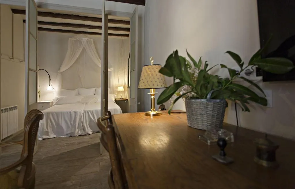 Room, El Jardinet De Sant Esteve, Barcelona
