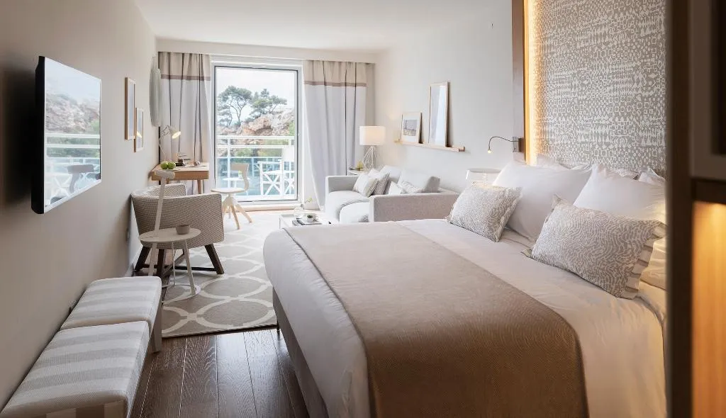 DOUBLE DELUXE SEA VIEW WITH BALCONY Room, Bellevue Dubrovnik, Dubrovnik