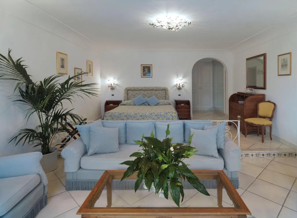 JUNIOR SUITE DELUXE SEA VIEW Room, Villa Brunella, Naples