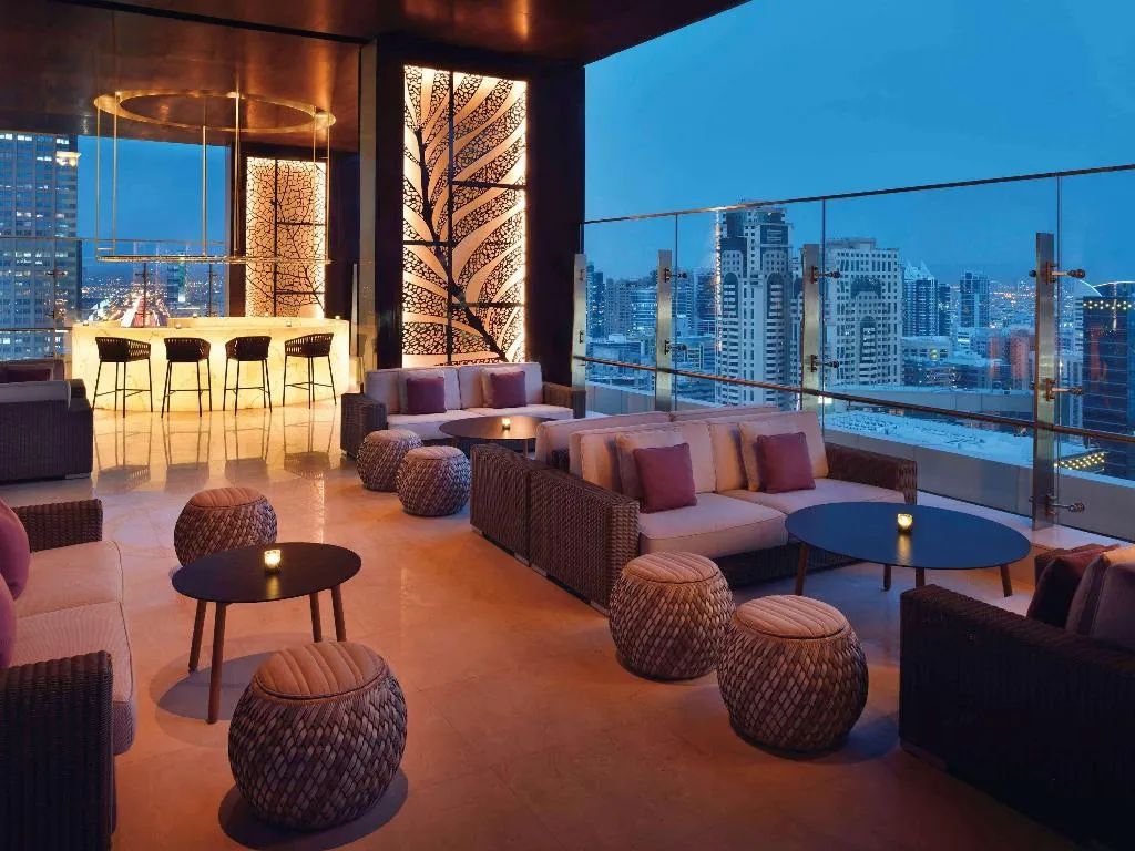 Bar, Grand Plaza Mövenpick Media City, Dubai