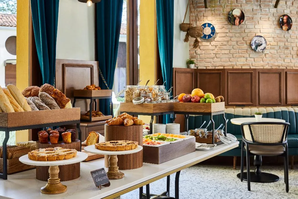 Restaurant, Hotel Indigo Venice - Sant'Elena, Venice
