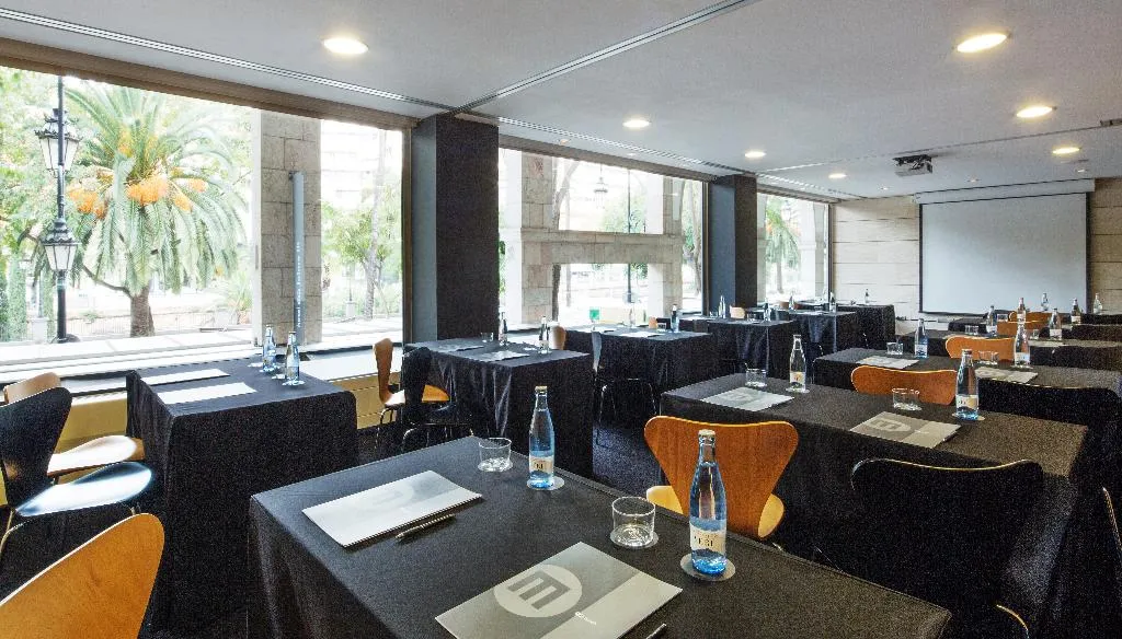 Conferences, HM Jaime III, Majorca