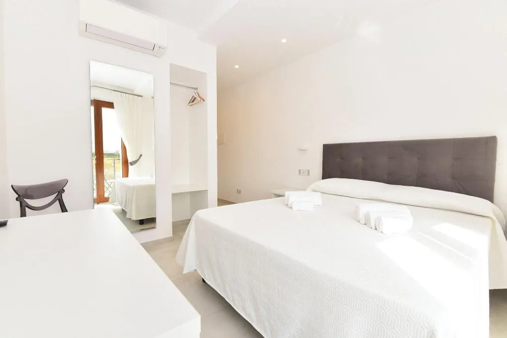 Room, Casa Emma, Naples