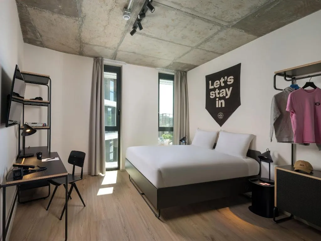 Room, The Social Hub Rome, Naples