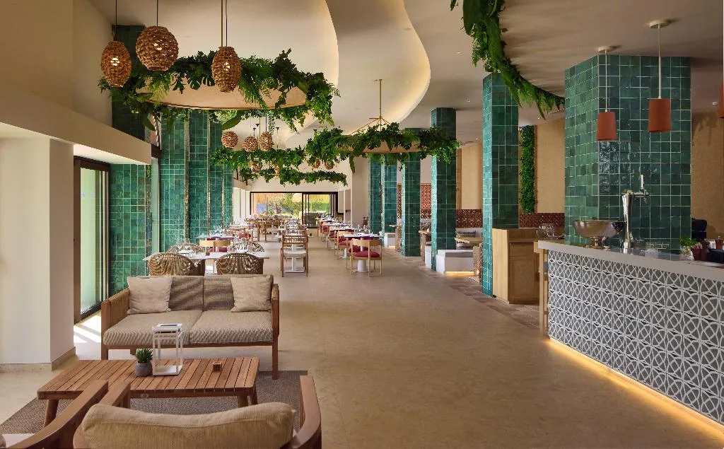 Restaurant, Cala San Miguel Ht Ibiza Curio correct code 117040, Ibiza