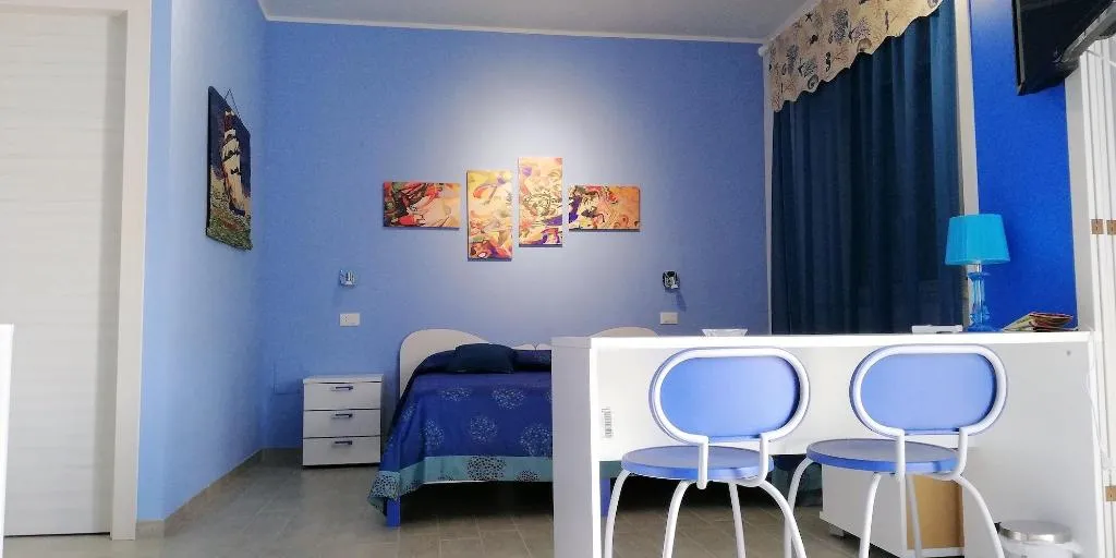 Room, La Roccia Bianca B&B, Catania