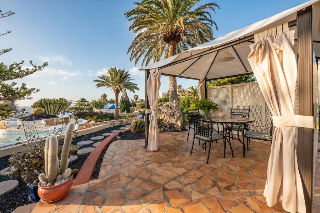 Terrace, Hotel LIVVO Risco del Gato Suites, Fuerteventura
