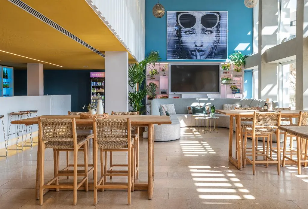 Lobby, Leonardo Boutique Hotel Port Portals - Adults only, Majorca