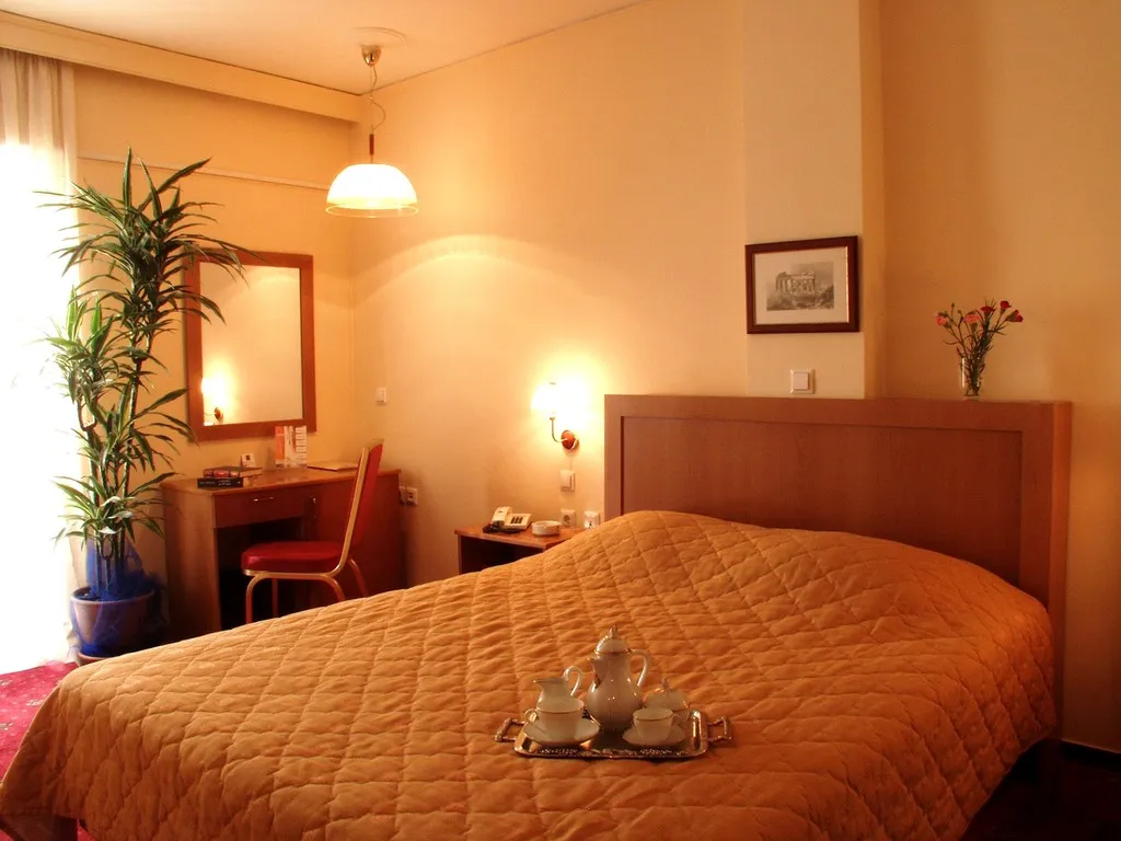 SINGLE STANDARD Room, Savoy, Athens