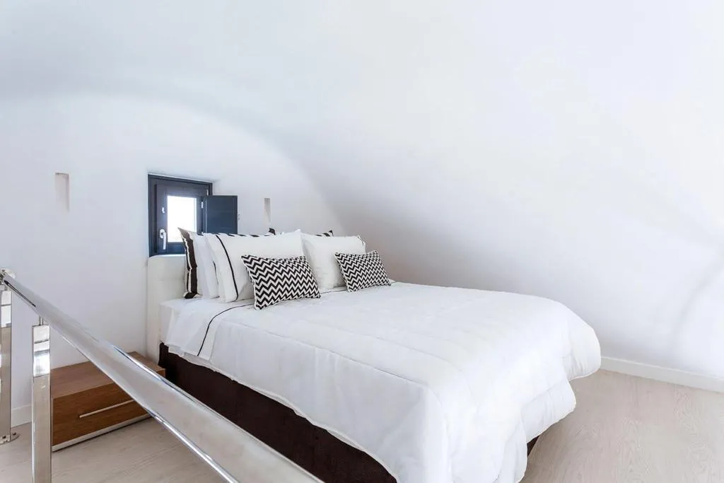 SUITE EXECUTIVE Room, Elea Resort - adults only, Santorini