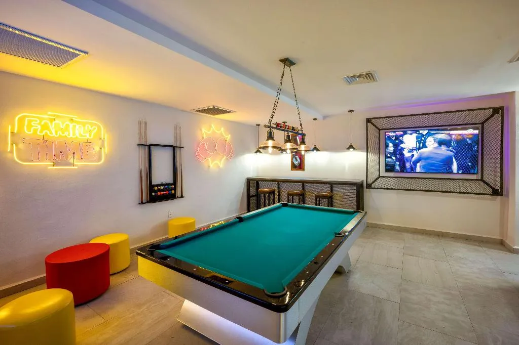 Sports and Entertainment, Viva Azteca by Wyndham Trademark All Inclus Resort, Cancun Area