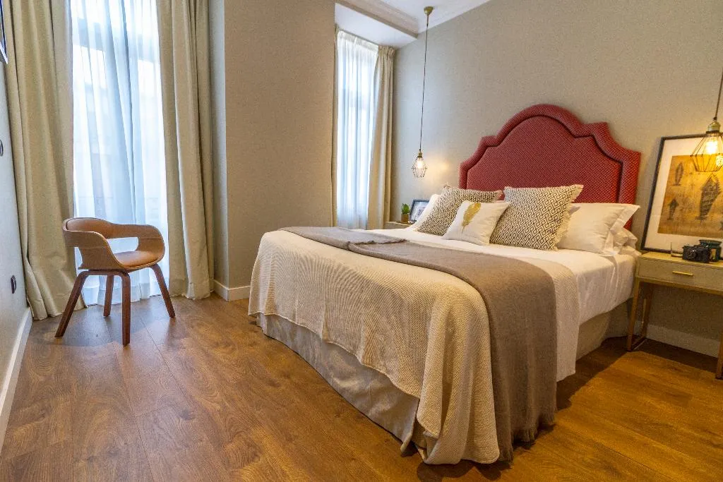 Double or Twin STANDARD Room, Bairro Alto Suites, Lisbon
