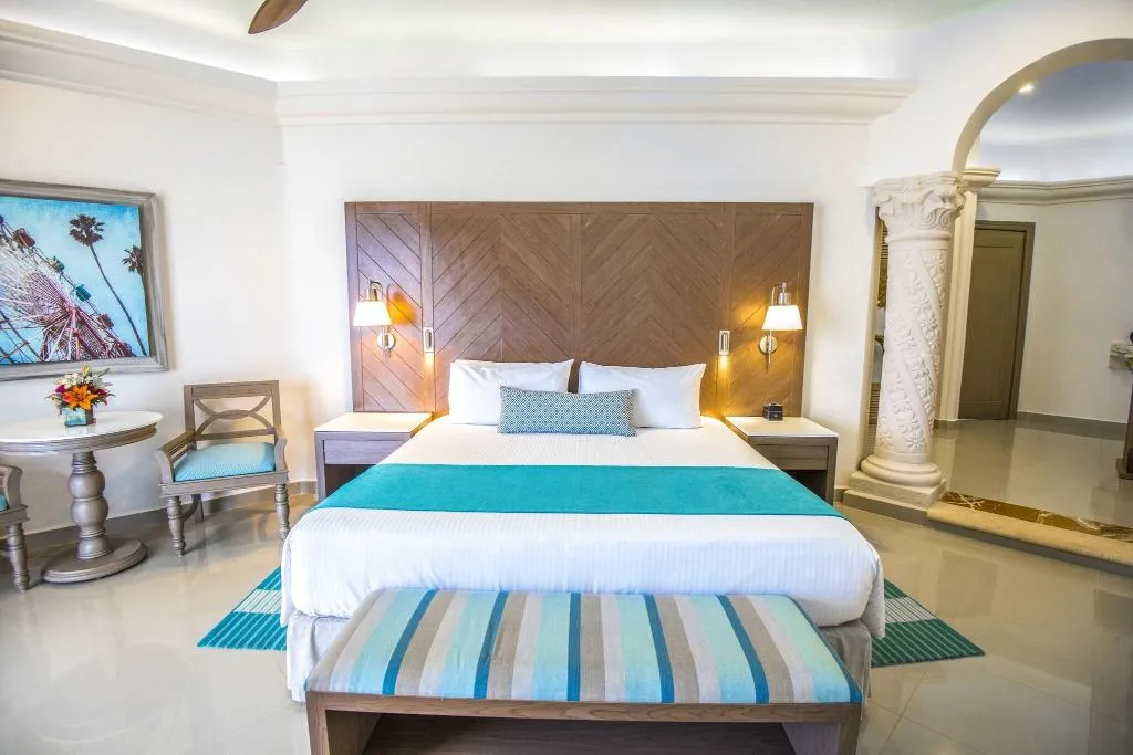 Room, Wyndham Alltra Playa del Carmen Adults Only All In, Playa Del Carmen
