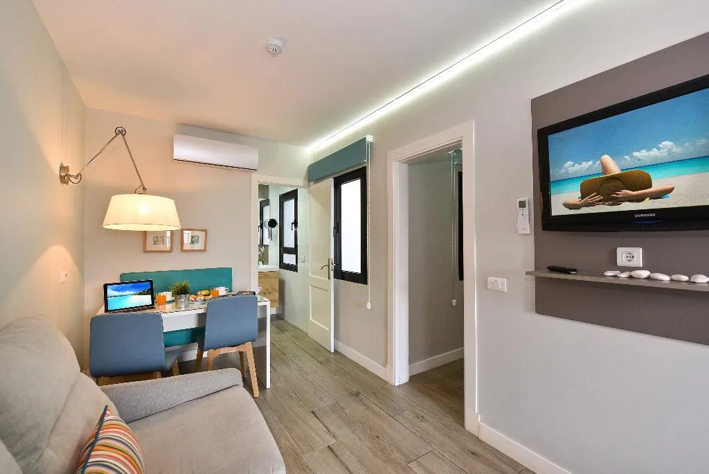 STUDIO WITH BALCONY Room, Hotel Apartamento Bajamar, Gran Canaria