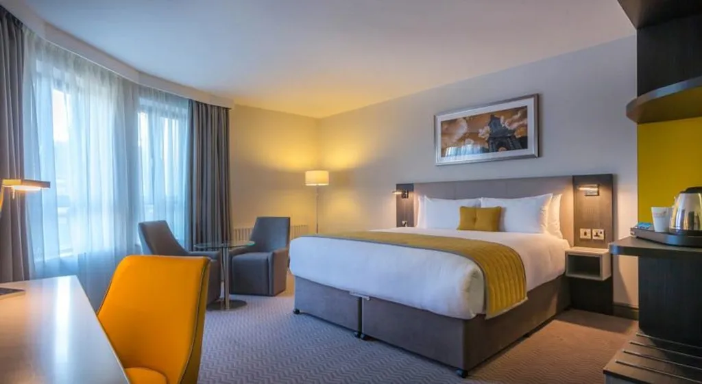 DOUBLE STANDARD Room, Maldron Hotel Pearse Street, Dublin