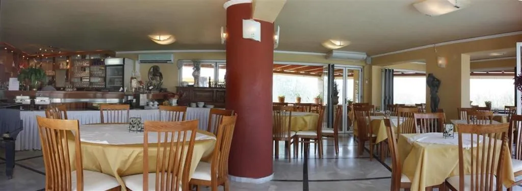 Restaurant, Futura, Crete