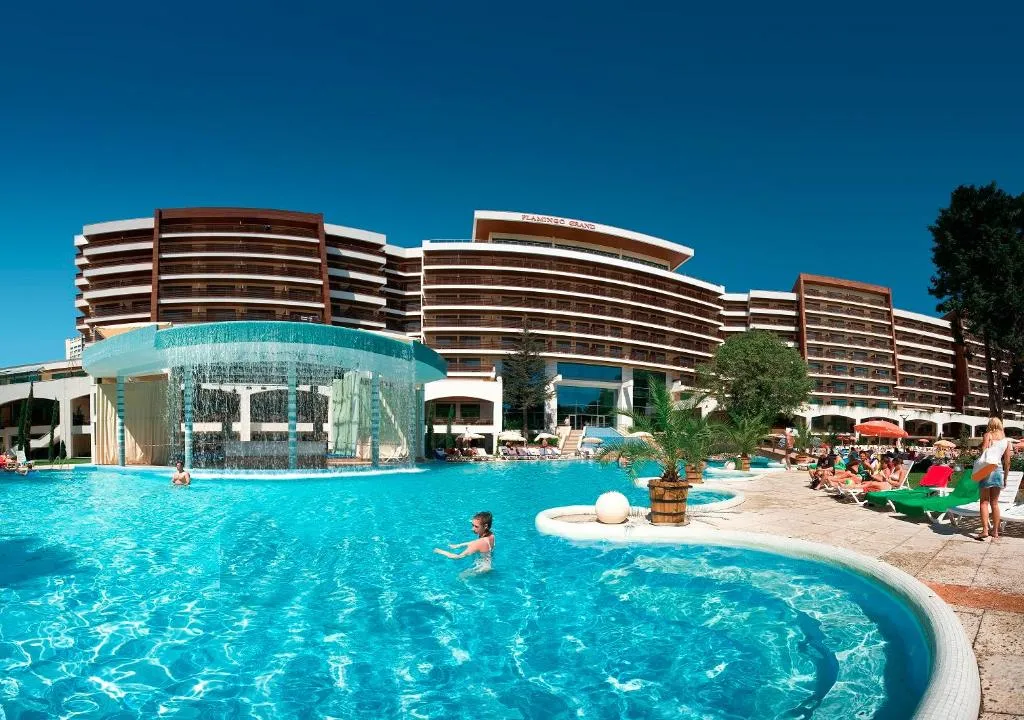 Pool, Flamingo Grand Hotel & SPA, Varna